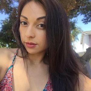 Meet your Posher, Monica